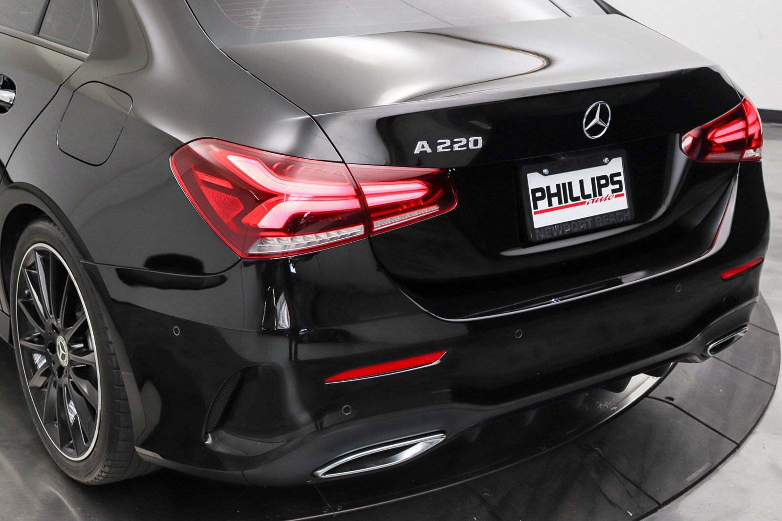 Used 2021 Mercedes-Benz A 220 w/ AMG Line image 12