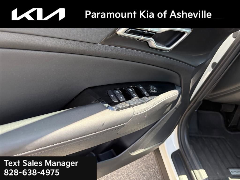 Certified 2025 Kia Sportage EX w/ EX Premium Package AWD/4WD image 25