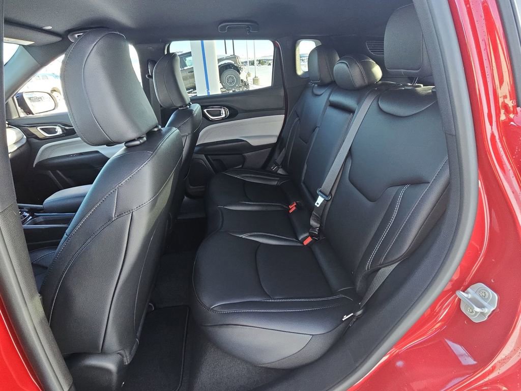 New 2026 Jeep Compass Limited image 45