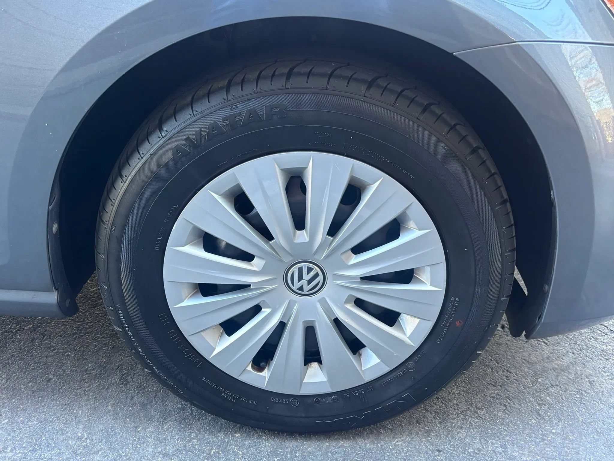 Used 2015 Volkswagen Golf Launch Edition FWD image 33