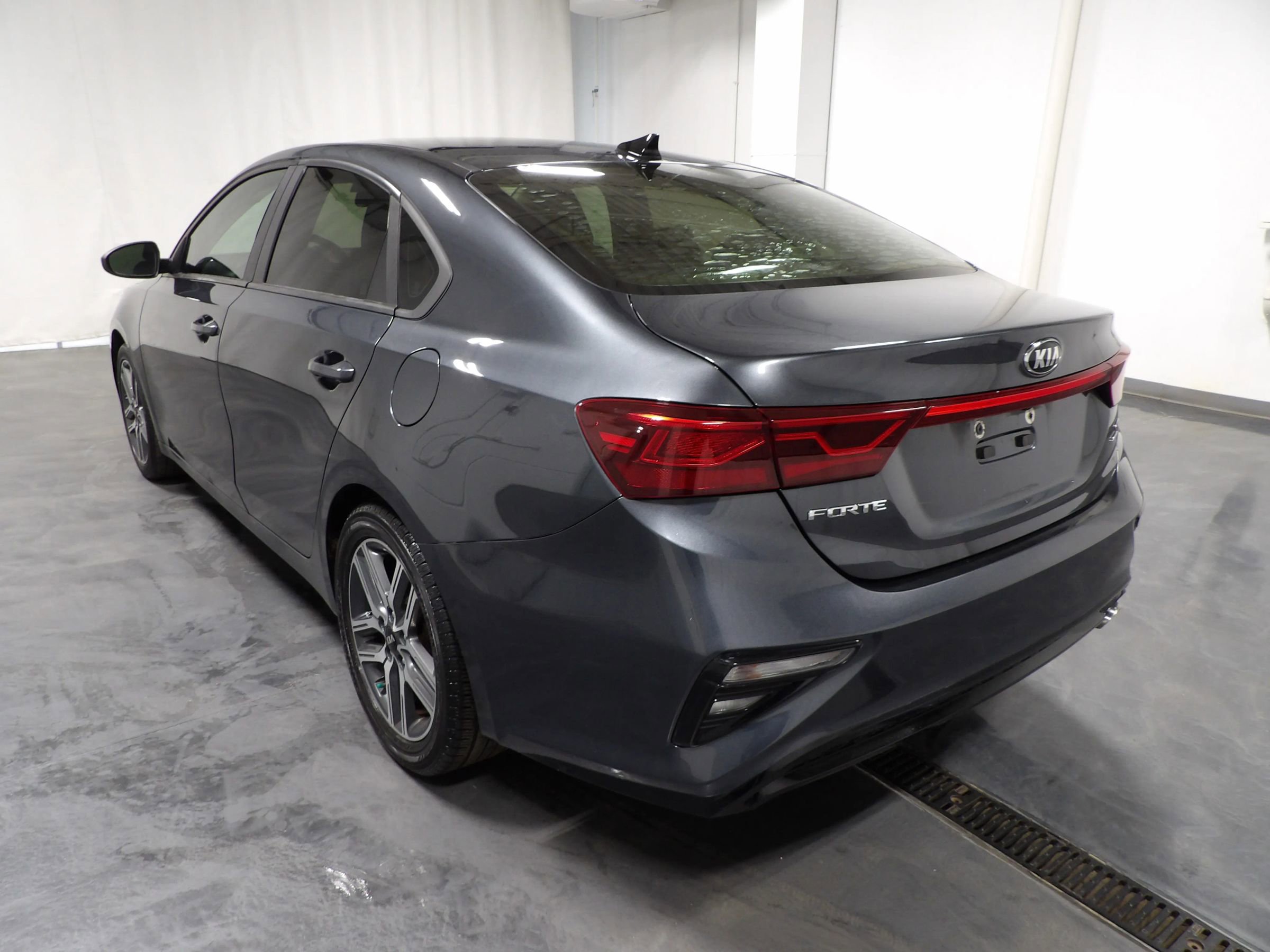 Used 2019 Kia Forte S w/ S Premium Package image 7