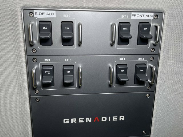Used 2024 INEOS Grenadier Station Wagon AWD/4WD image 21
