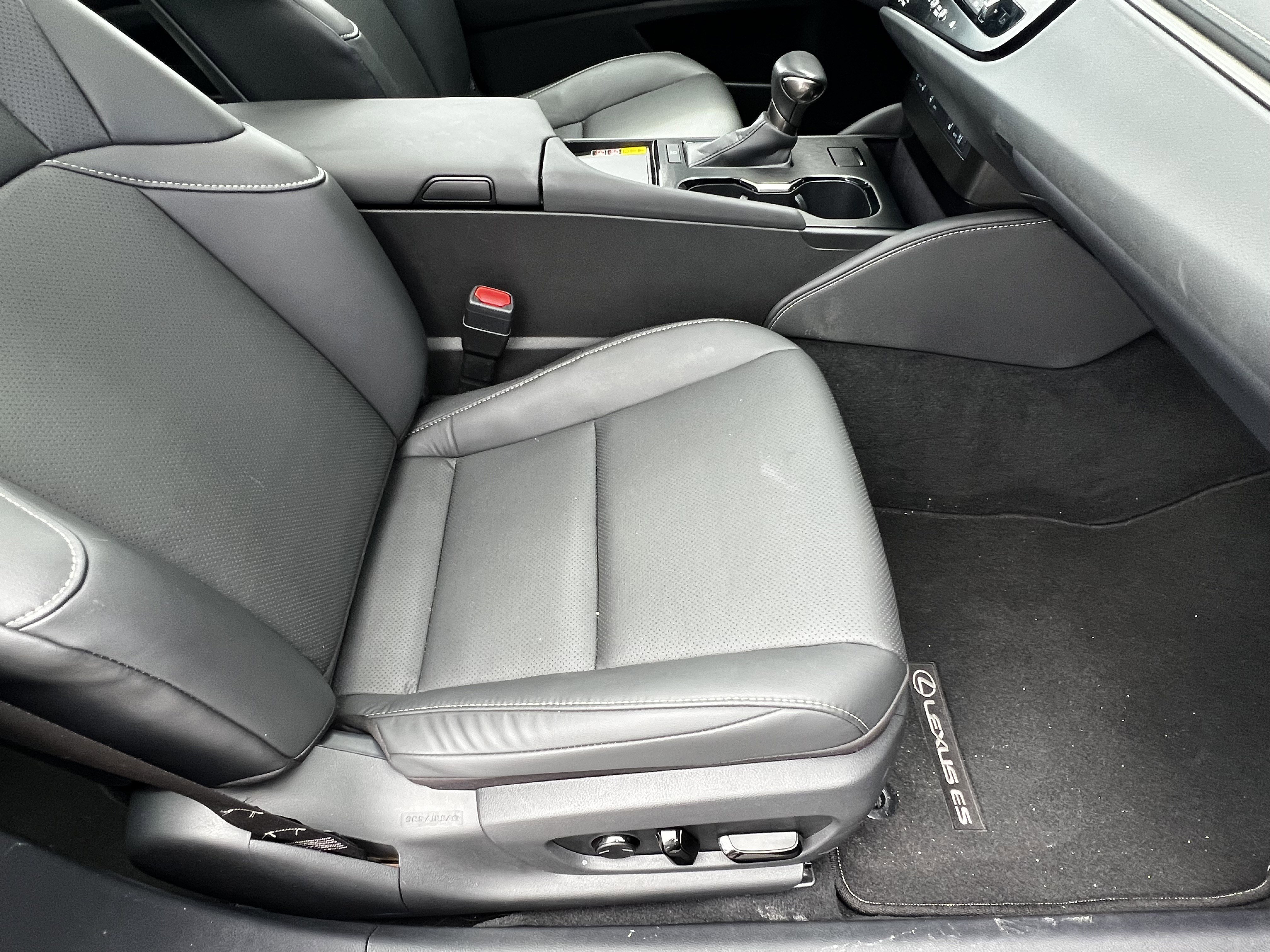 Certified 2025 Lexus ES 350 w/ Premium Package image 45