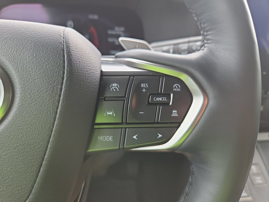 Used 2024 Lexus GX 550 AWD/4WD image 20