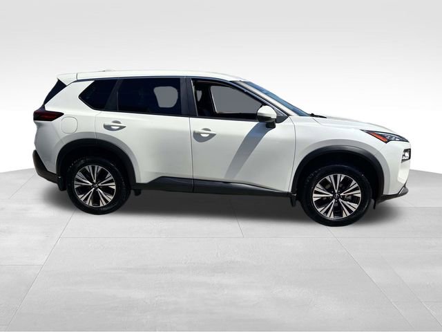 Used 2023 Nissan Rogue SV AWD/4WD image 2