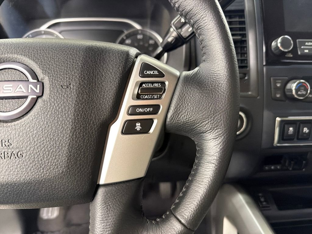 Used 2023 Nissan Titan SV w/ SV Convenience Package RWD image 14
