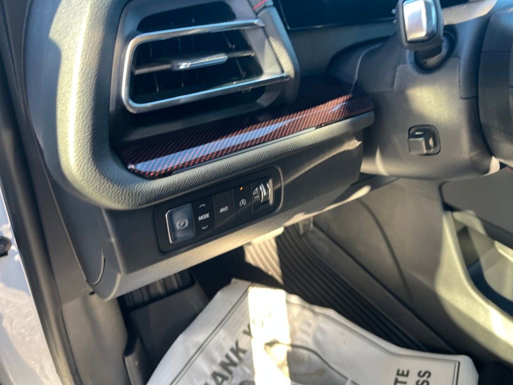 New 2026 Chevrolet Traverse RS image 13