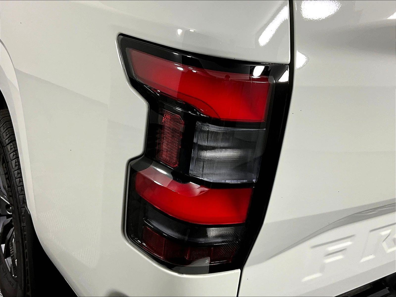 New 2026 Nissan Frontier SV w/ SV Convenience Package AWD/4WD image 14
