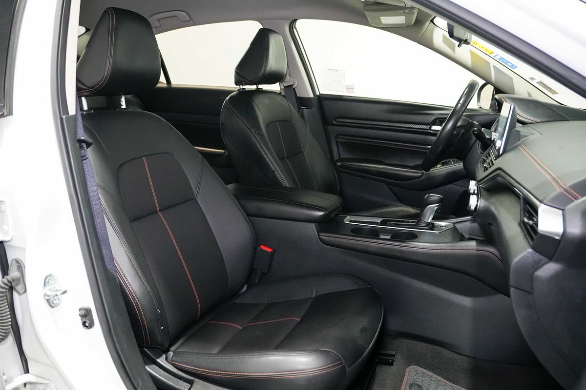 Used 2022 Nissan Altima 2.5 SR FWD image 26