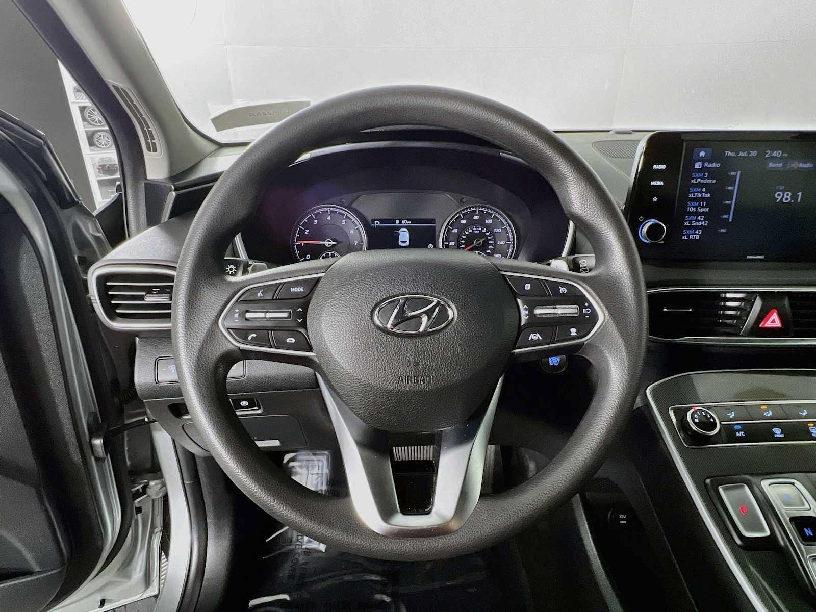 Certified 2022 Hyundai Santa Fe SEL AWD/4WD image 11