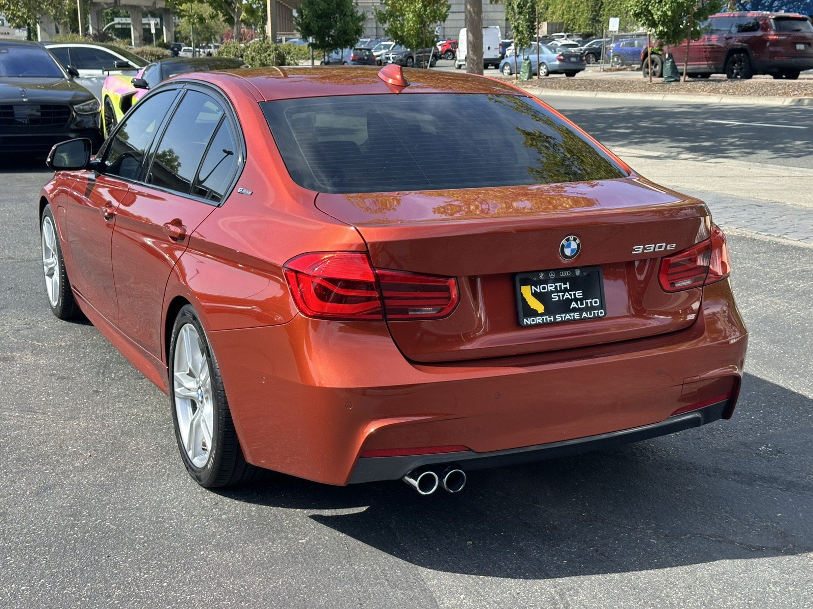 Used 2018 BMW 330e RWD image 11