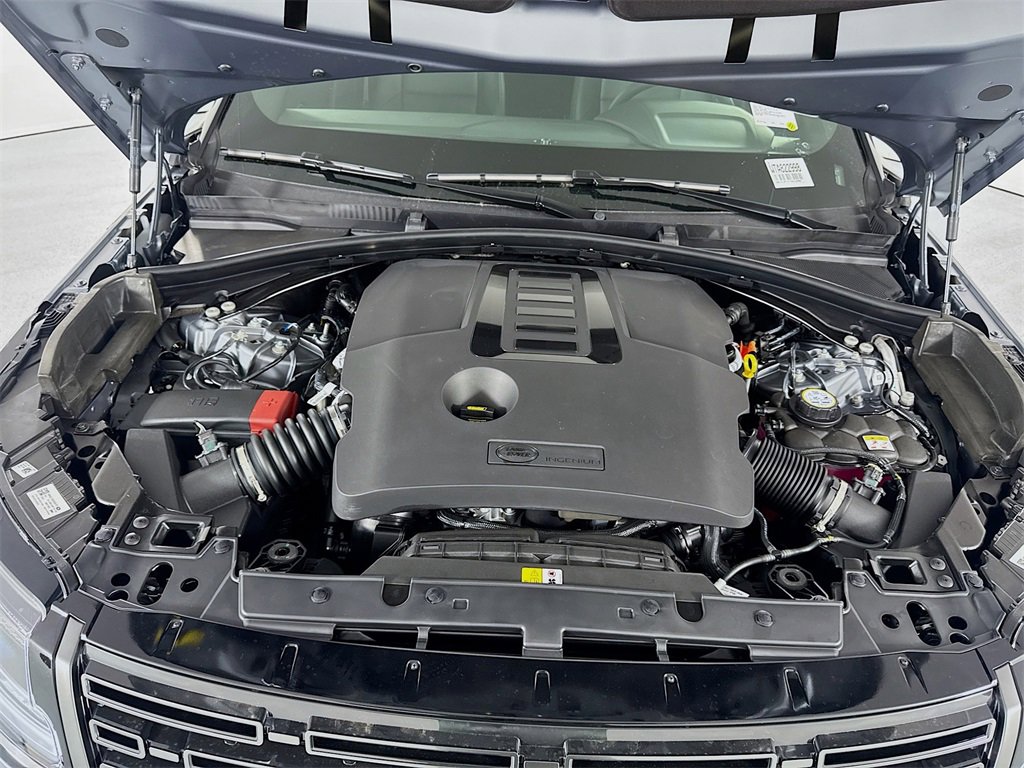 New 2026 Land Rover Range Rover Velar Dynamic SE image 30