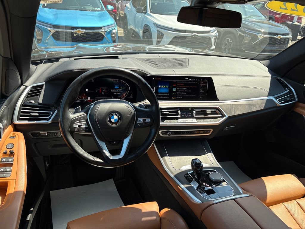 Used 2022 BMW X5 xDrive40i w/ Premium Package AWD/4WD image 21