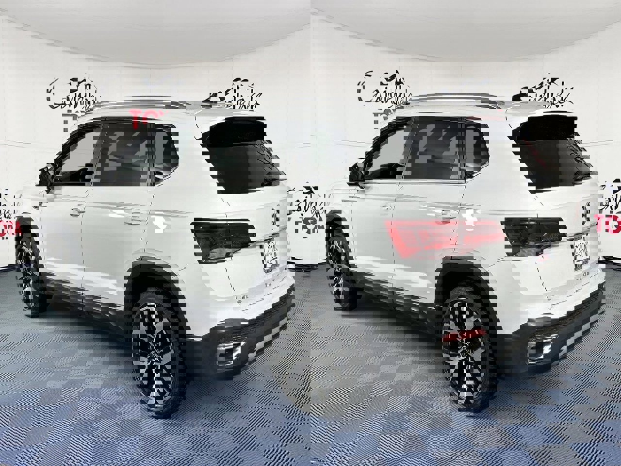 Used 2022 Volkswagen Taos SEL image 5