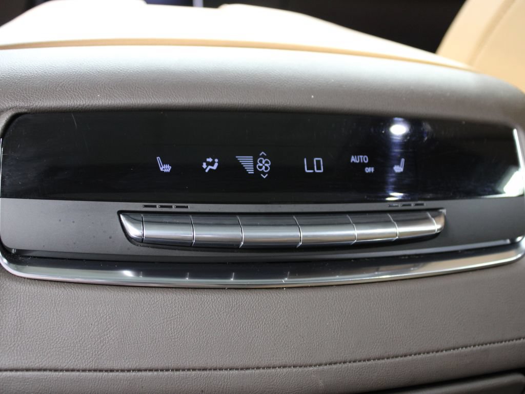 Used 2025 Cadillac Escalade Premium Luxury w/ Touring Package AWD/4WD image 18