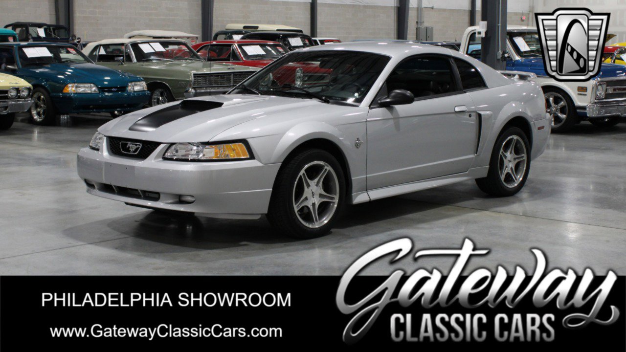 Used 1999 Ford Mustang GT image 1