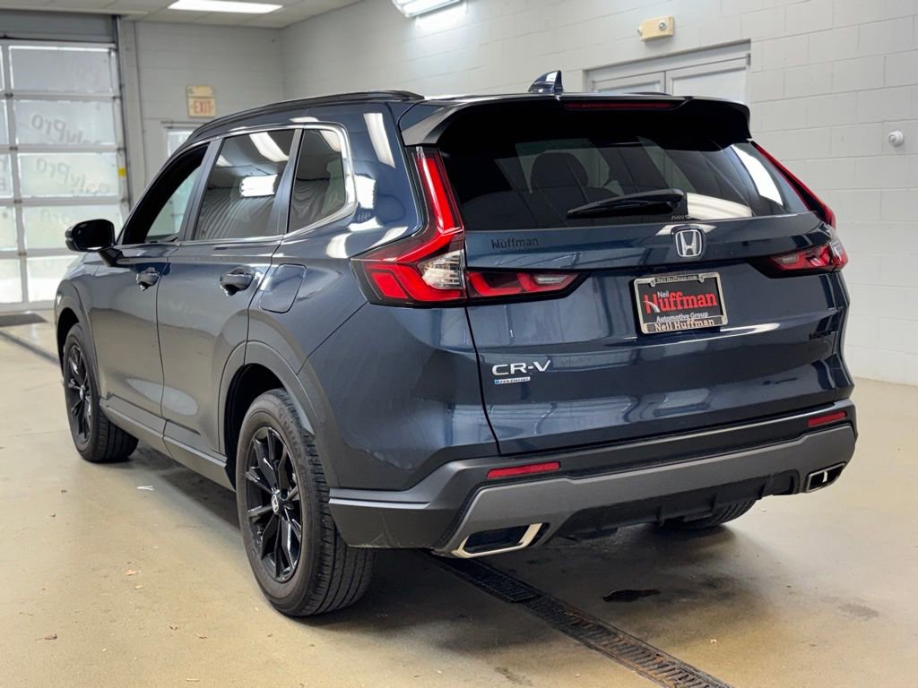 Used 2025 Honda CR-V Sport image 13