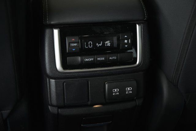 Used 2022 Subaru Ascent Onyx Edition image 18
