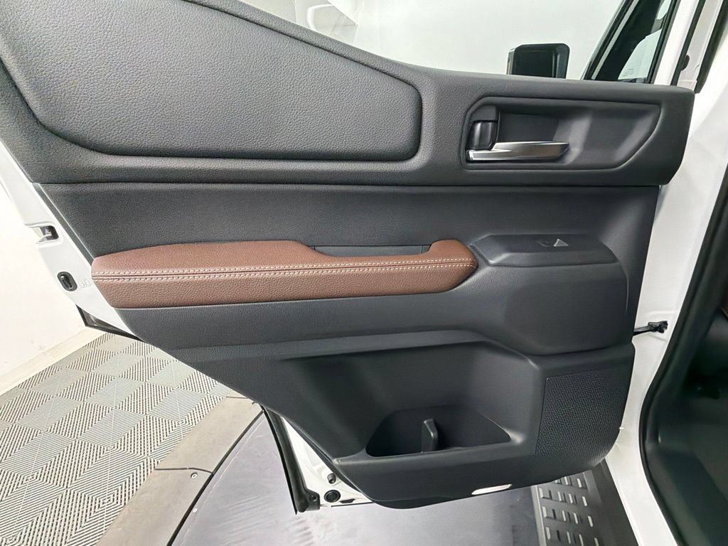 Used 2027 Toyota Land Cruiser AWD/4WD image 39