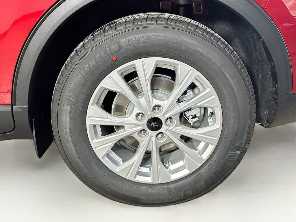 New 2026 Ford Escape Active FWD image 8
