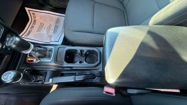 Used 2022 Jeep Wrangler Unlimited Willys image 15