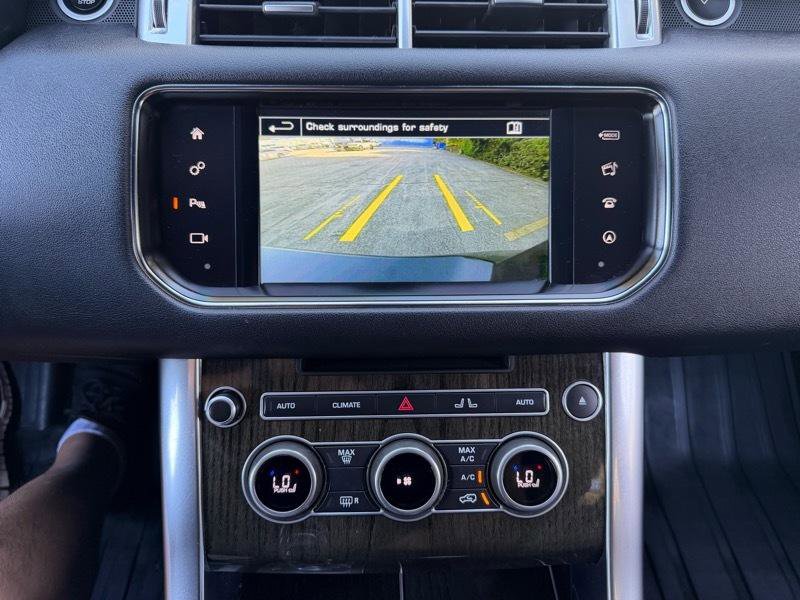 Used 2016 Land Rover Range Rover Sport SE image 31