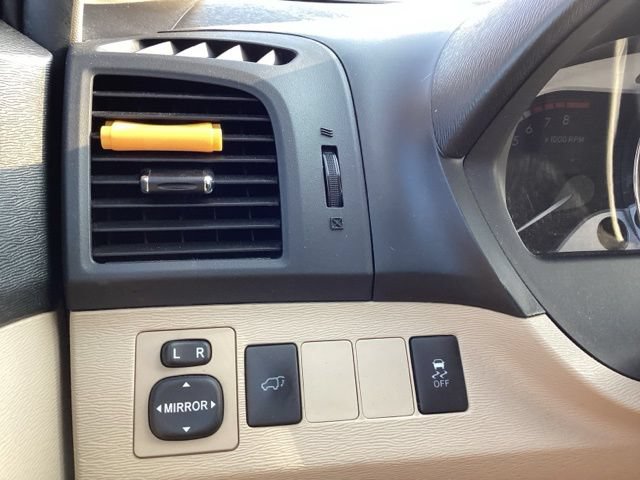 Used 2013 Toyota Venza XLE AWD/4WD image 31