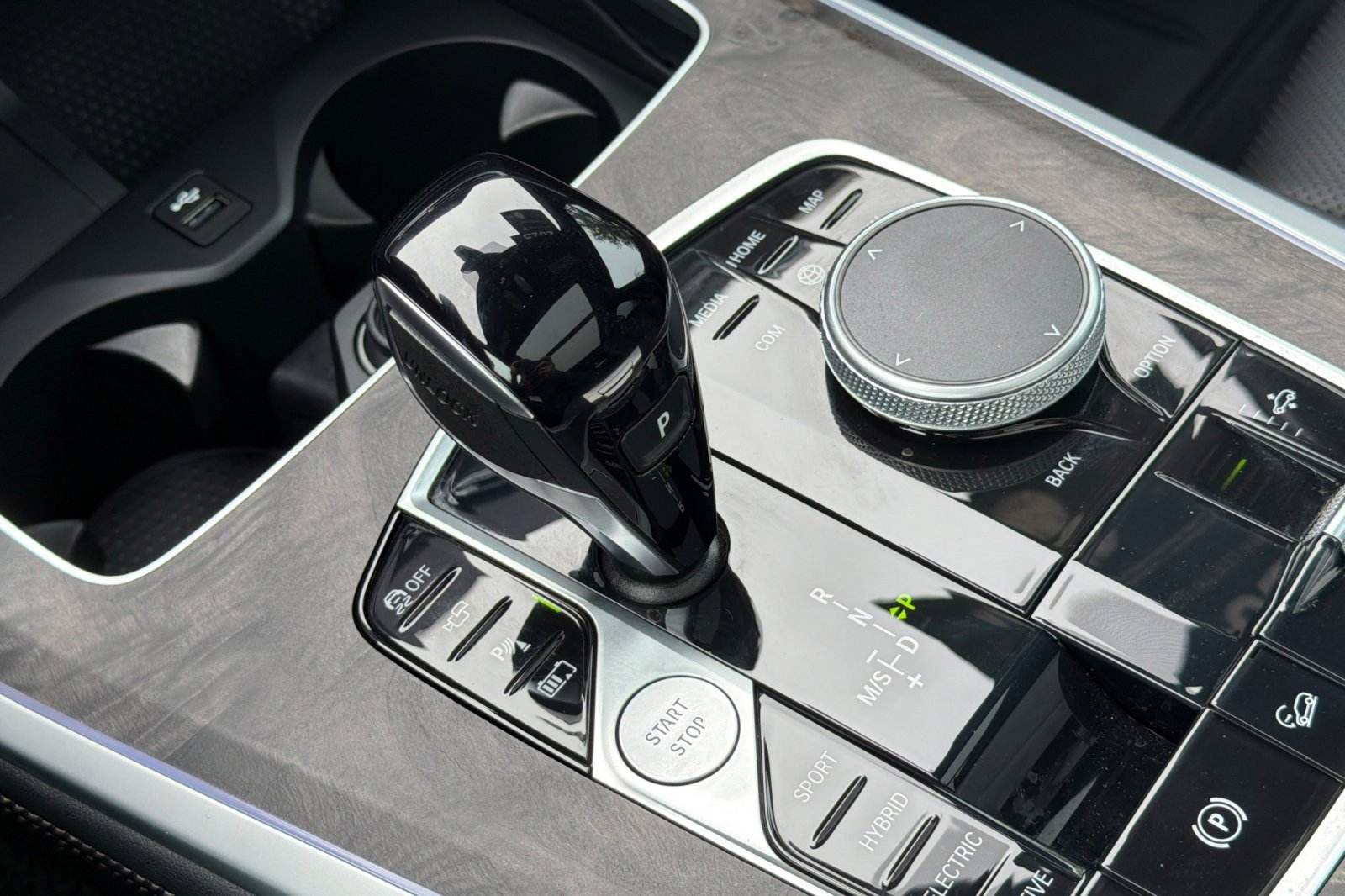 Certified 2023 BMW X5 xDrive45e w/ Climate Comfort Package image 28