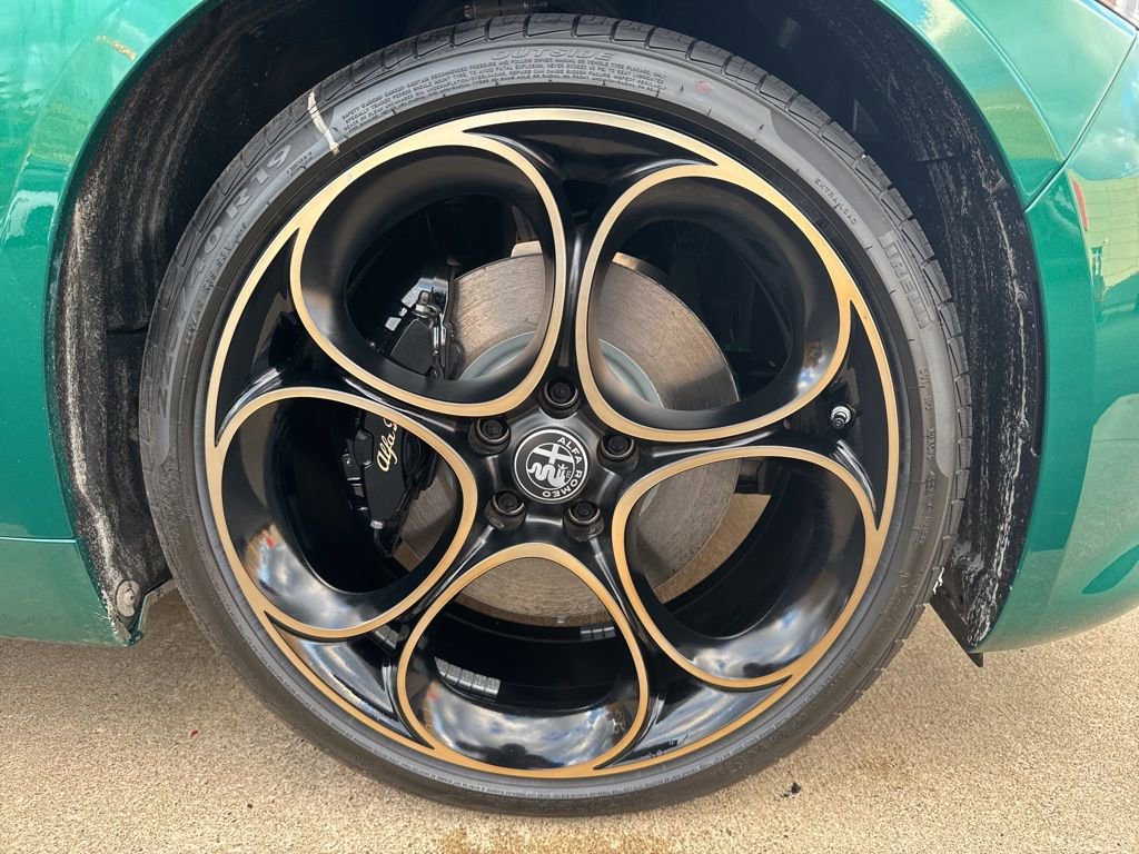 New 2025 Alfa Romeo Giulia AWD w/ Driving Assist Package image 23