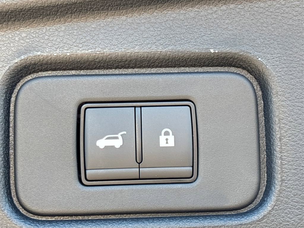 New 2025 Nissan Pathfinder SL image 14