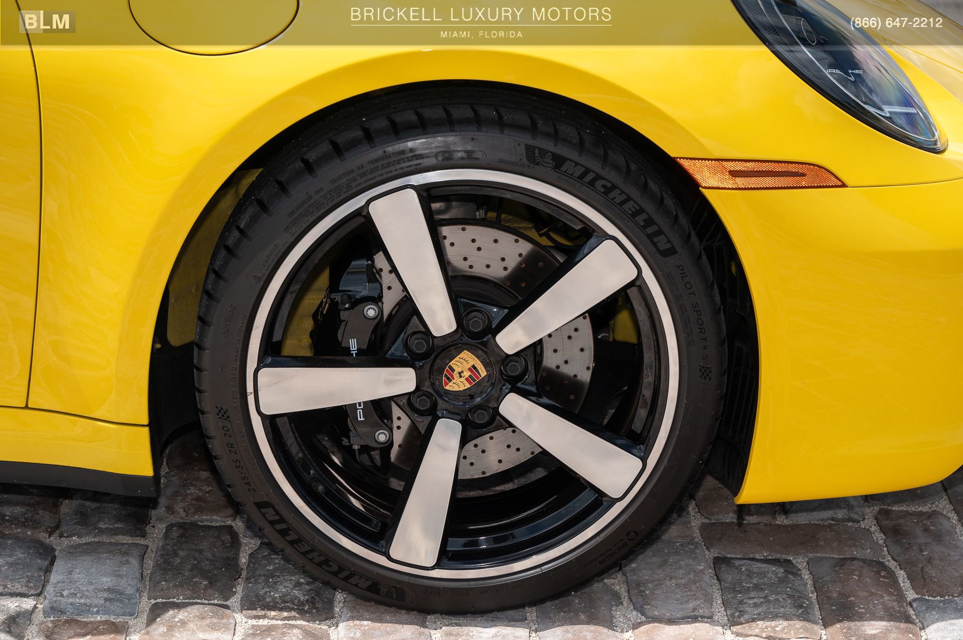 Used 2023 Porsche 911 Targa 4S w/ Premium Package image 40