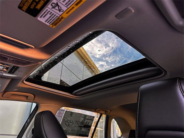 New 2025 Toyota RAV4 Limited image 15