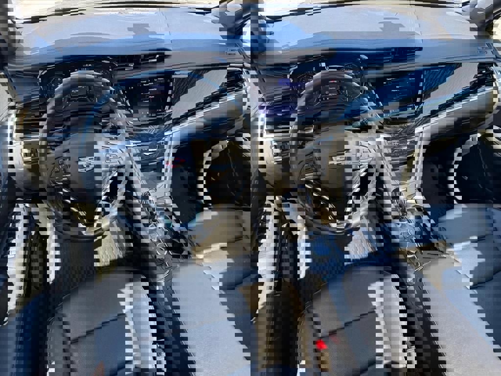 Used 2020 Cadillac XT6 Premium Luxury image 11