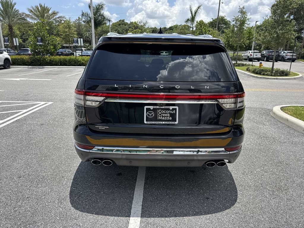 Used 2020 Lincoln Aviator Reserve RWD image 2