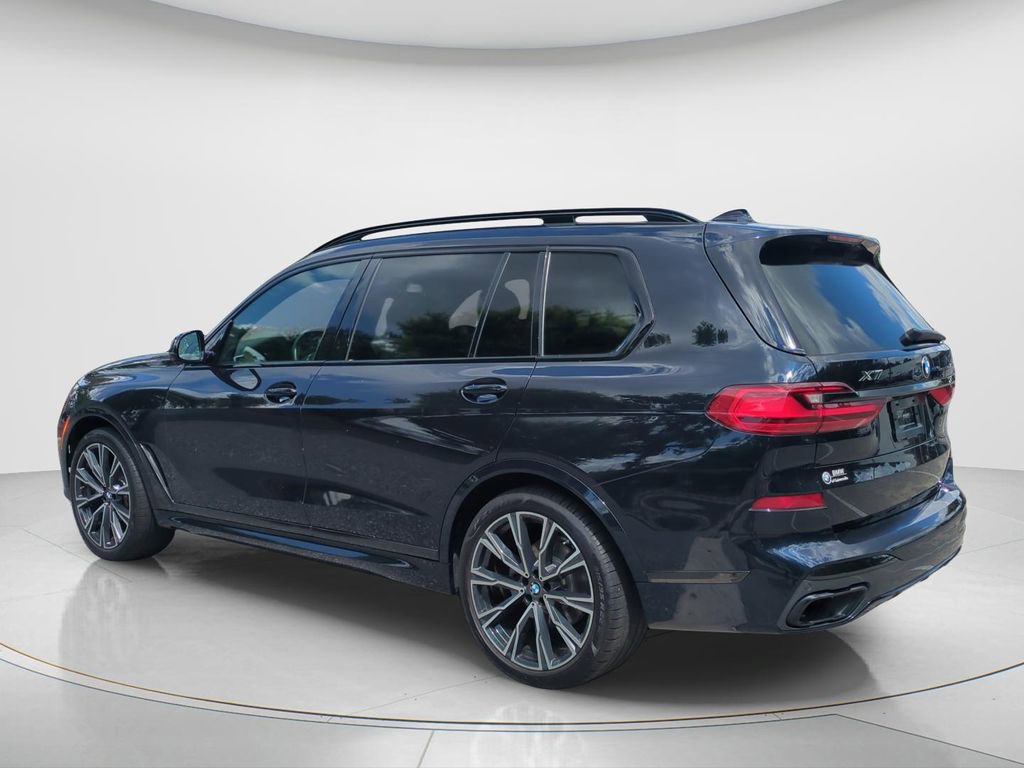 Used 2021 BMW X7 xDrive40i w/ M Sport Package AWD/4WD image 7