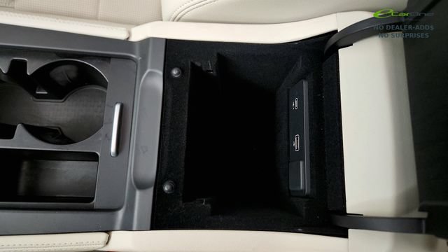 Used 2026 Jaguar F-PACE R-Dynamic S AWD/4WD image 71