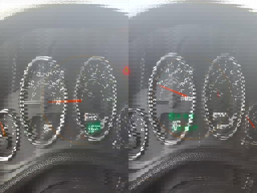 Used 2017 Jeep Wrangler Unlimited Sahara image 12