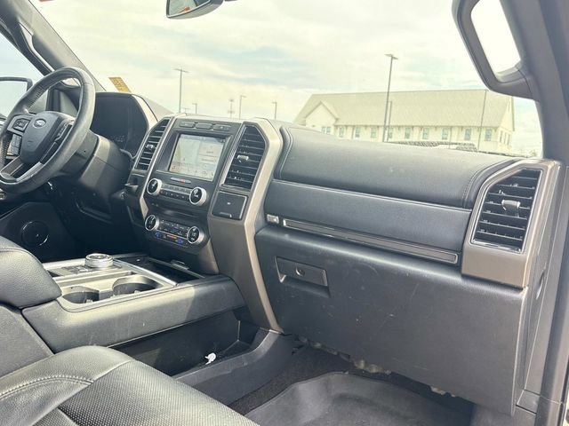 Used 2018 Ford Expedition Max XLT w/ Equipment Group 202A image 18