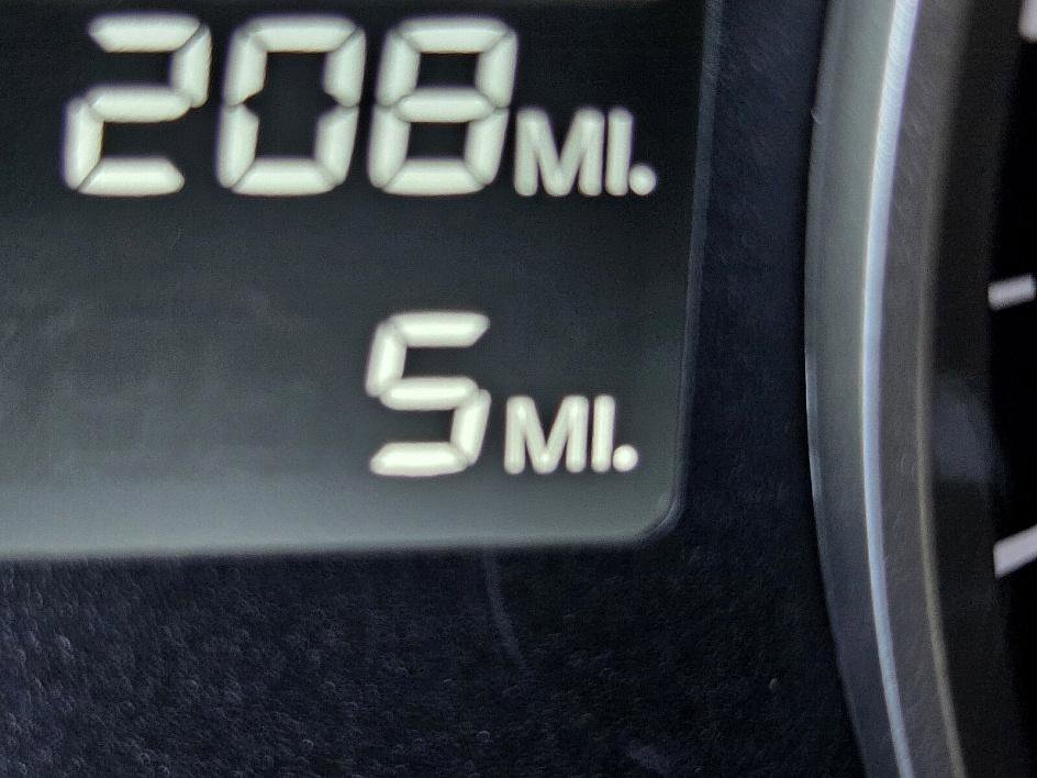 New 2025 Nissan Kicks Play S image 18