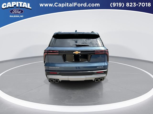 Used 2026 Chevrolet Traverse LT w/ Driver Confidence Package FWD image 7