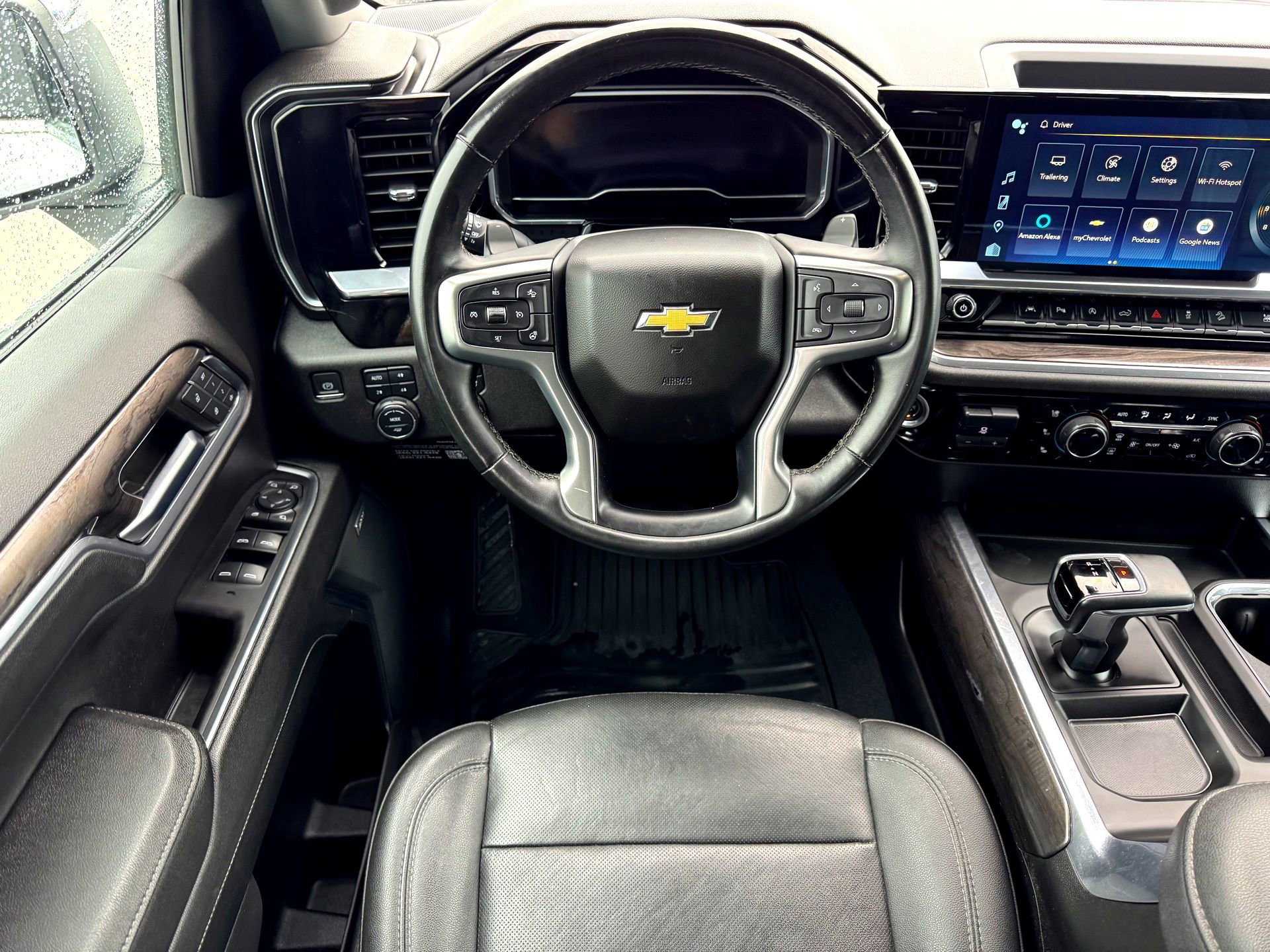 Used 2023 Chevrolet Silverado 1500 LTZ w/ LTZ Convenience Package II AWD/4WD image 21