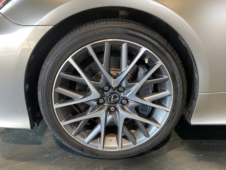 Used 2015 Lexus RC 350 w/ F Sport w/Summer Tires image 11