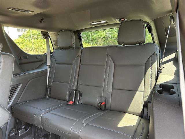 Used 2024 GMC Yukon Denali w/ Denali Reserve Package AWD/4WD image 34