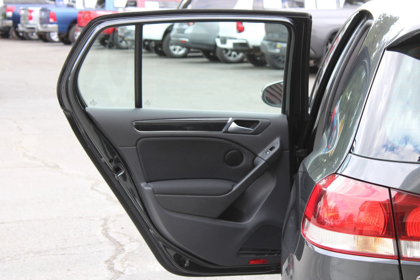 Used 2012 Volkswagen GTI 4-Door FWD image 12