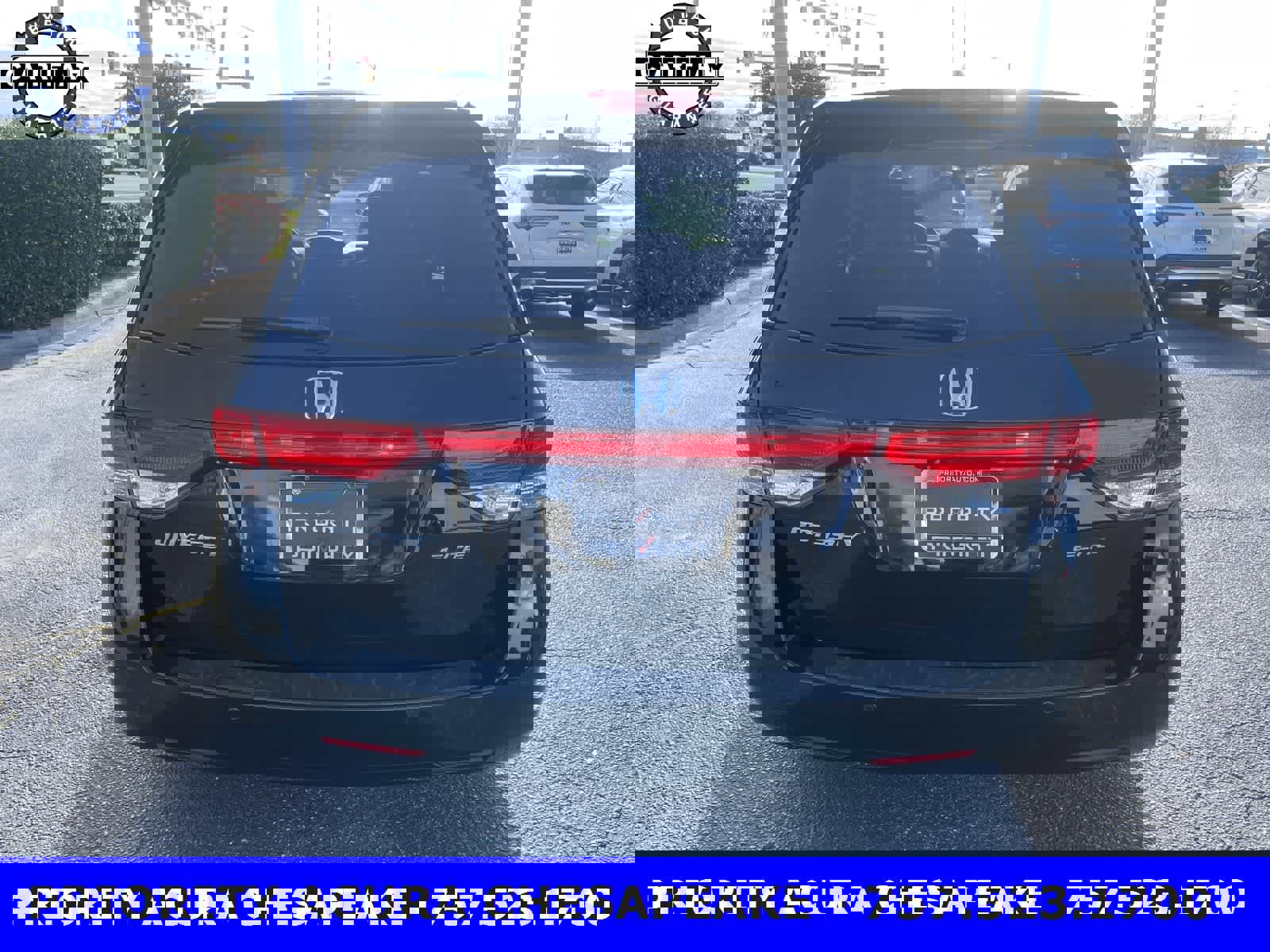 Used 2016 Honda Odyssey Touring Elite image 4