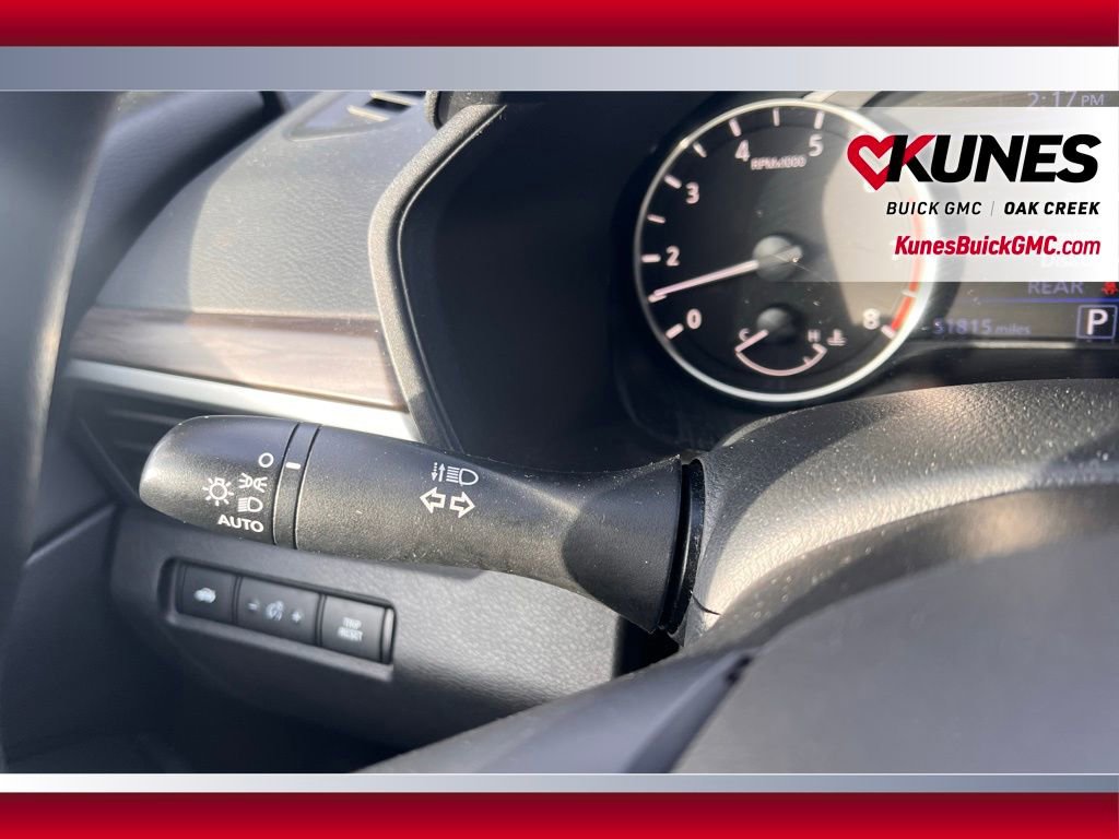 Used 2024 Nissan Altima 2.5 SV image 13