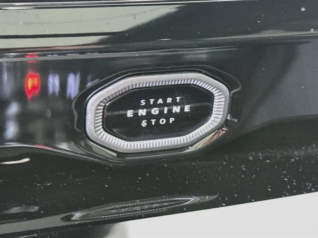 Used 2026 Jeep Grand Cherokee Limited AWD/4WD image 27
