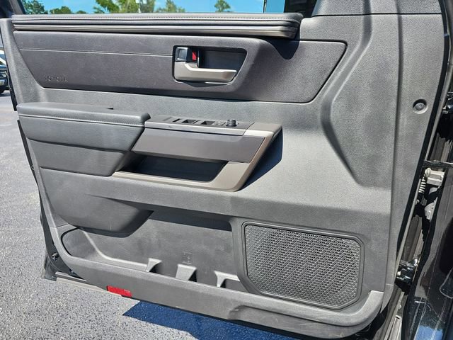 Used 2024 Toyota Sequoia SR5 w/ SR5 Premium Package AWD/4WD image 32