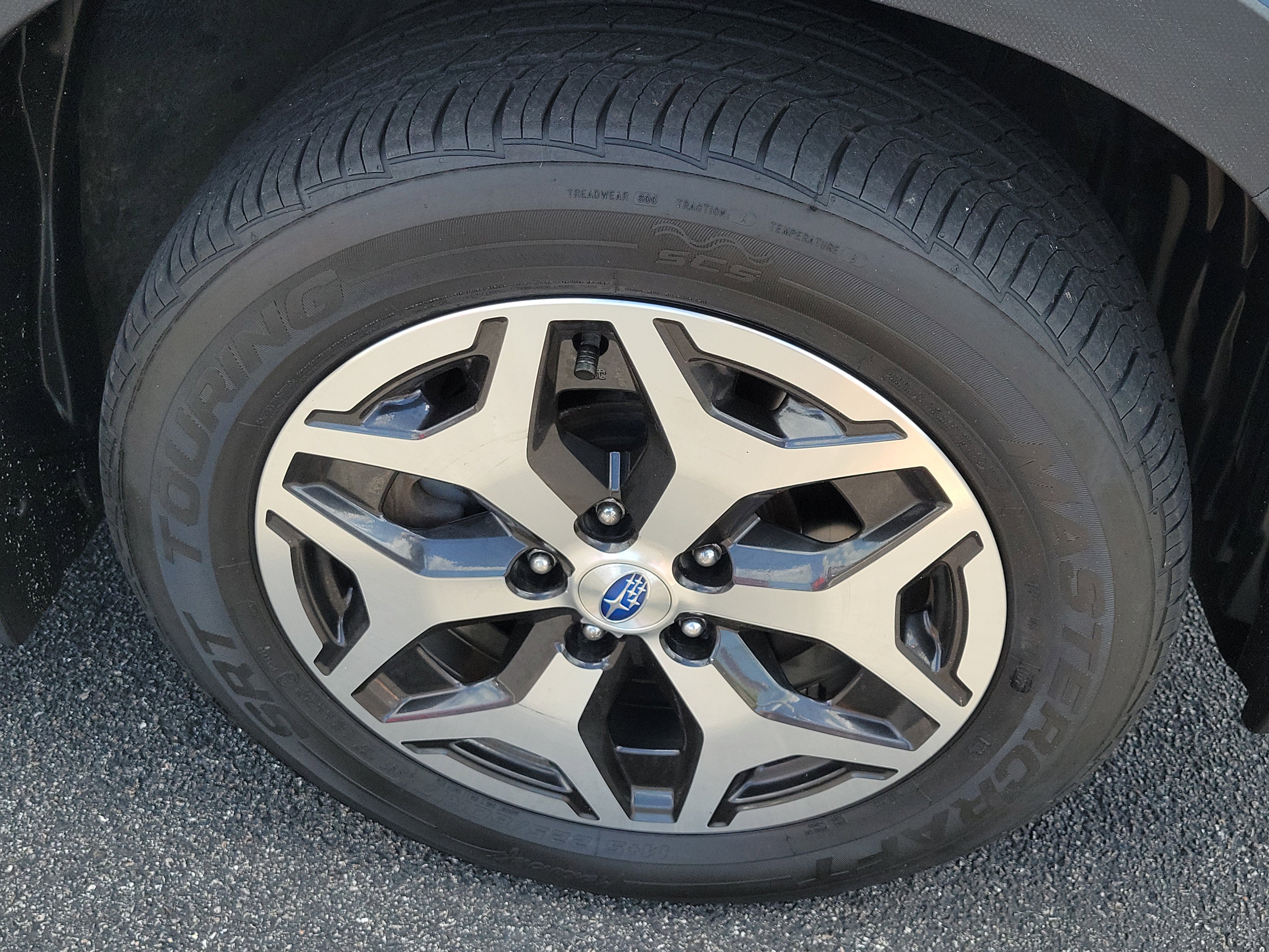 Used 2020 Subaru Forester Premium image 8