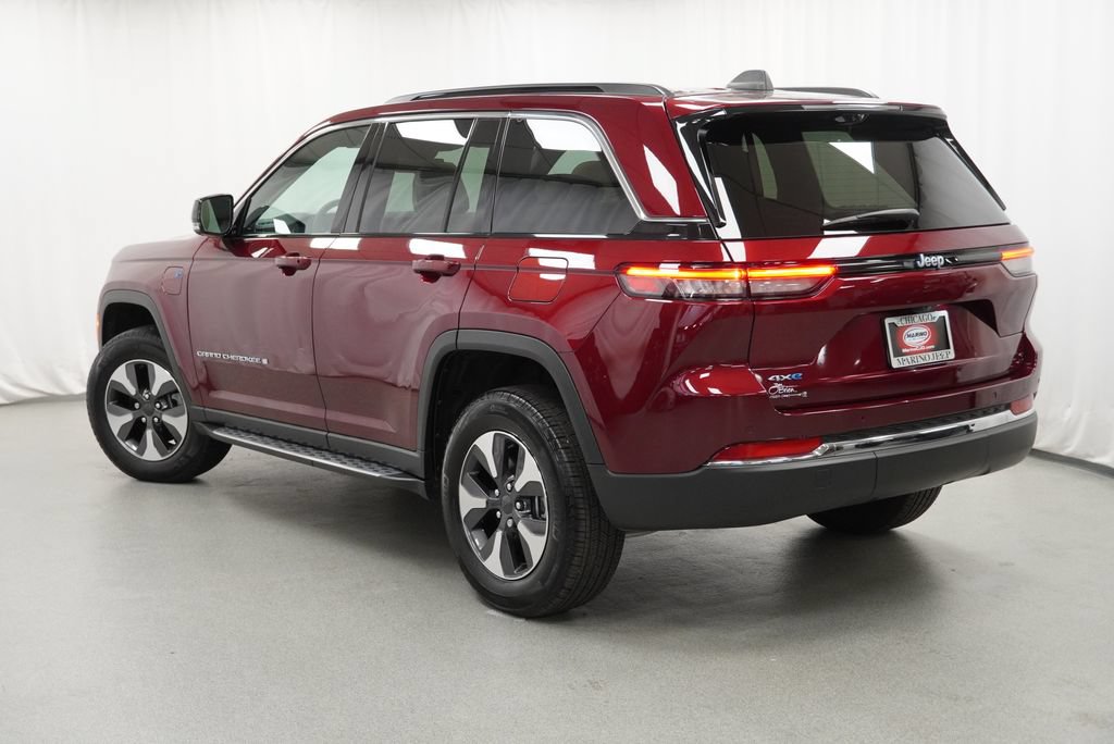 Certified 2025 Jeep Grand Cherokee Limited 4xe w/ Luxury Tech Group II AWD/4WD image 14
